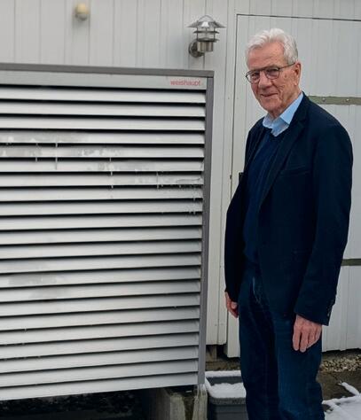 Nach intensiver Auseinandersetzung mit Energie- und Nachhaltigkeitsthemen entschied sich Dr. Volker Hauff gemeinsam mit der Firma Hinz für den Umstieg auf moderne Wärmepumpentechnik. Nach intensiver Auseinandersetzung mit Energie- und Nachhaltigkeitsthemen entschied sich Dr. Volker Hauff gemeinsam mit der Firma Hinz für den Umstieg auf moderne Wärmepumpentechnik.