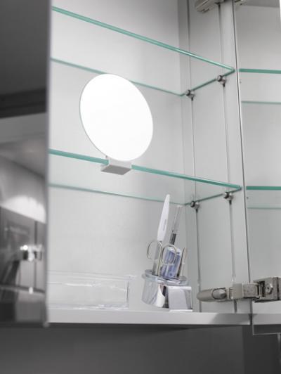 Lichtspiegelschranksortiment der Firma Emco innovativ aufgewertet